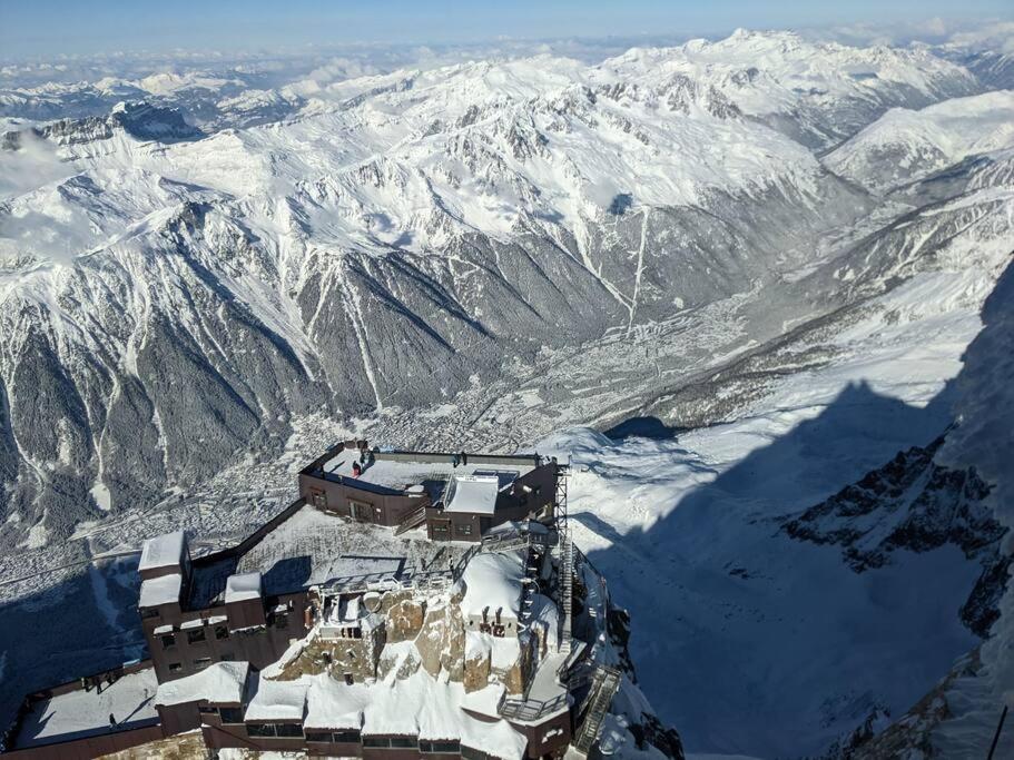 Chalet L'Ilet Ensoleille /Sunny Island Chalet Chamonix Mont Blanc Exterior foto